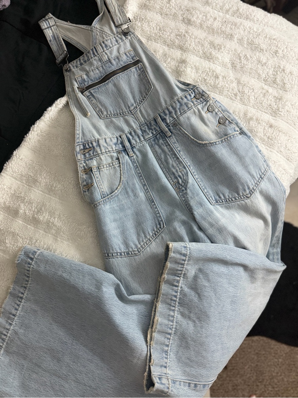 Light Blue Denim Women’s Overalls with Front Bib Pocket